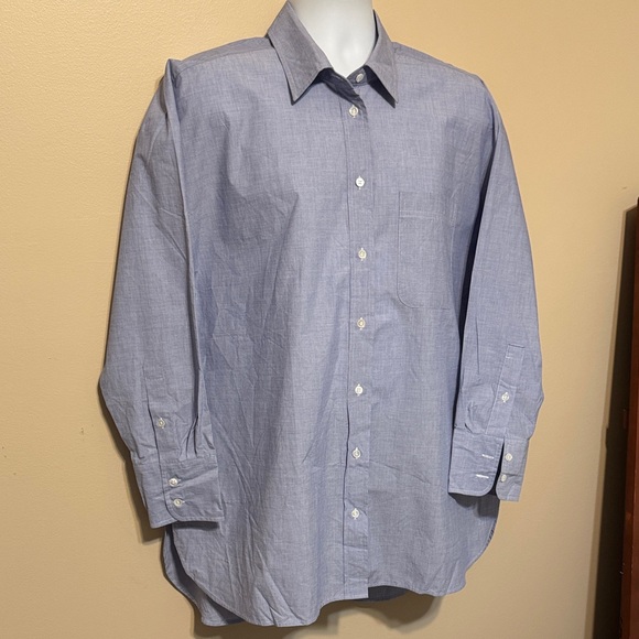 Banana Republic Tops - Banana Republic Men's Light Blue Oxford Button-Down Shirt